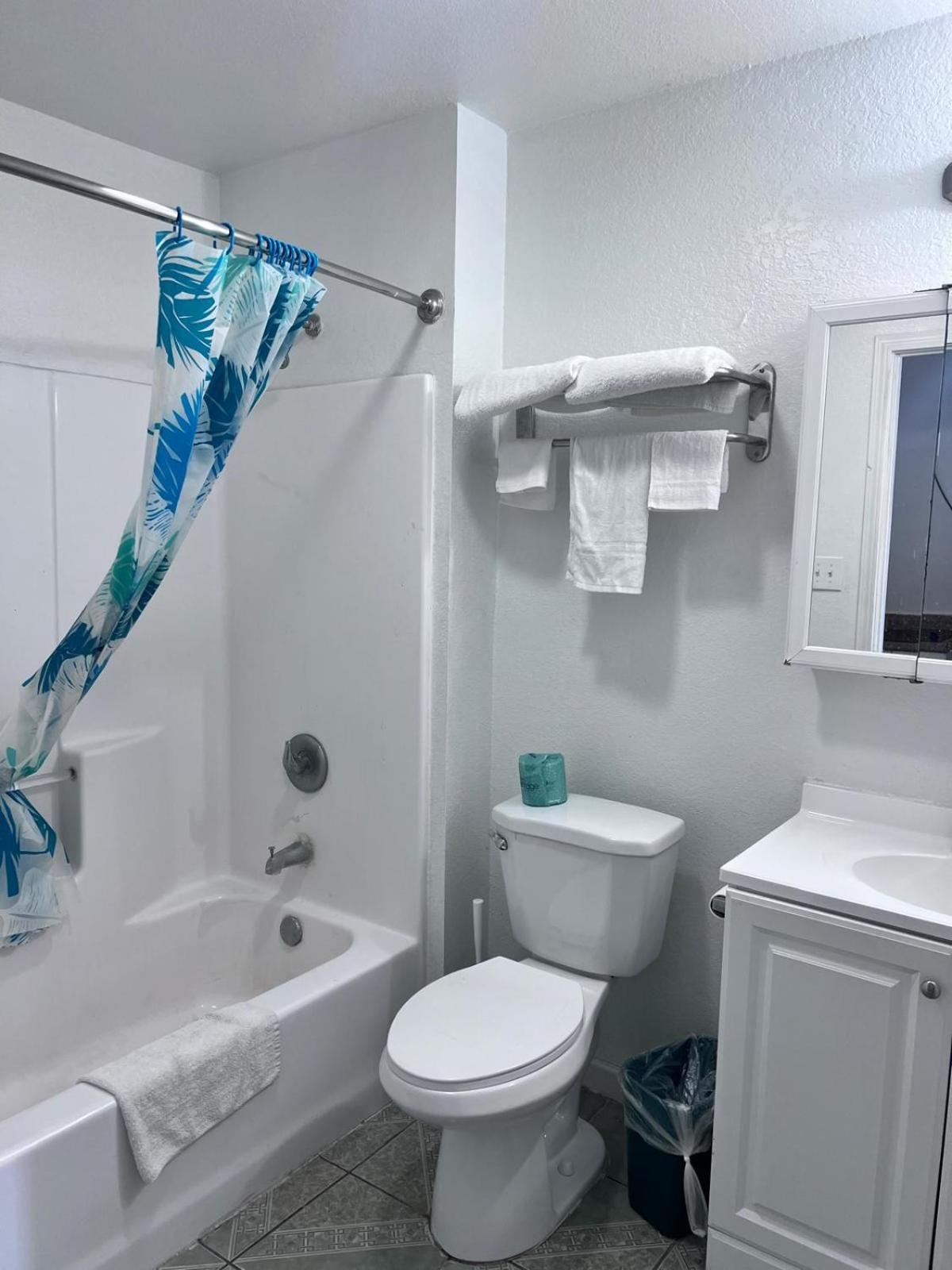Oyo Garden Inn And Suites Pearsall I-35 East Exteriér fotografie